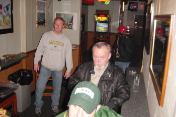 packseahawks14.JPG (93148 bytes)