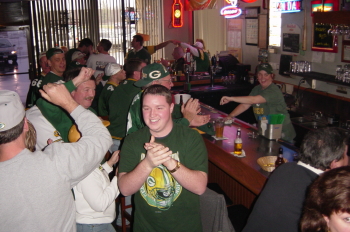packseahawks21.JPG (102736 bytes)