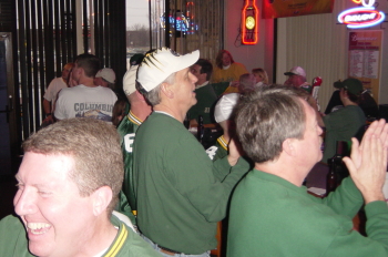 packseahawks23.JPG (94674 bytes)