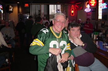 packseahawks28.JPG (94852 bytes)